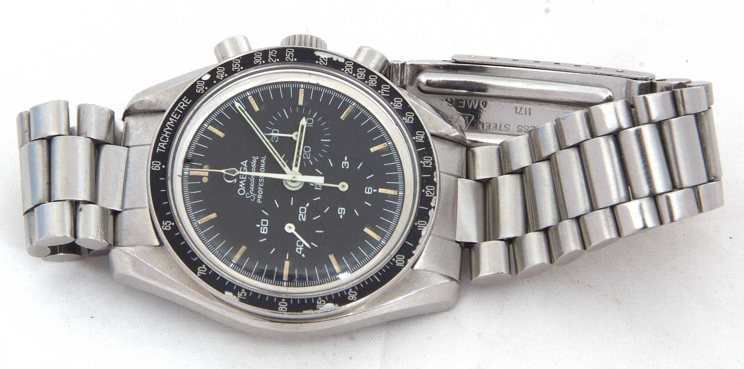 A 1977 Omega Speedmaster Professional wristwatch with extract from the archives paperwork, the watch - Image 16 of 21