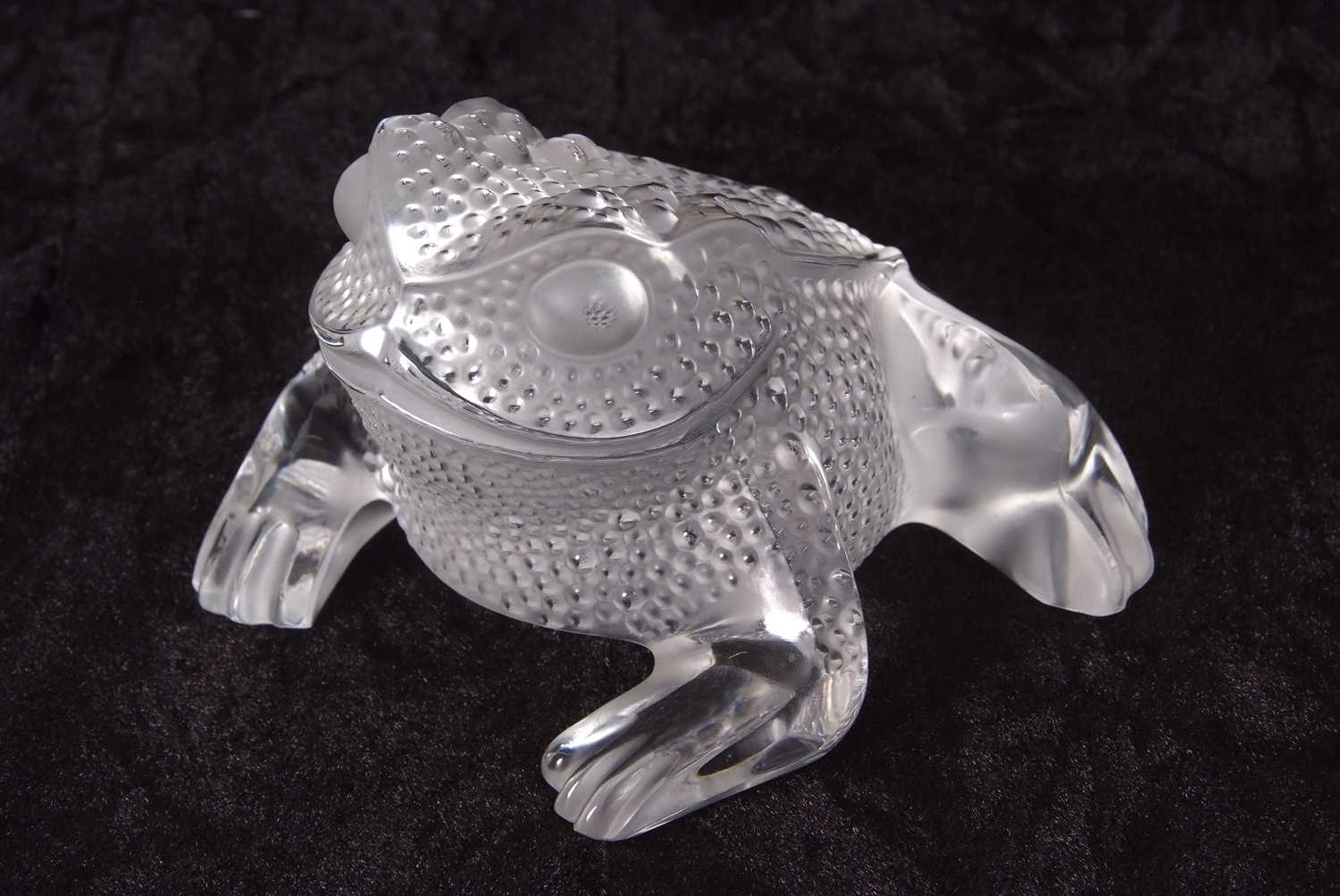 A Modern Lalique model of a frog - Image 6 of 7