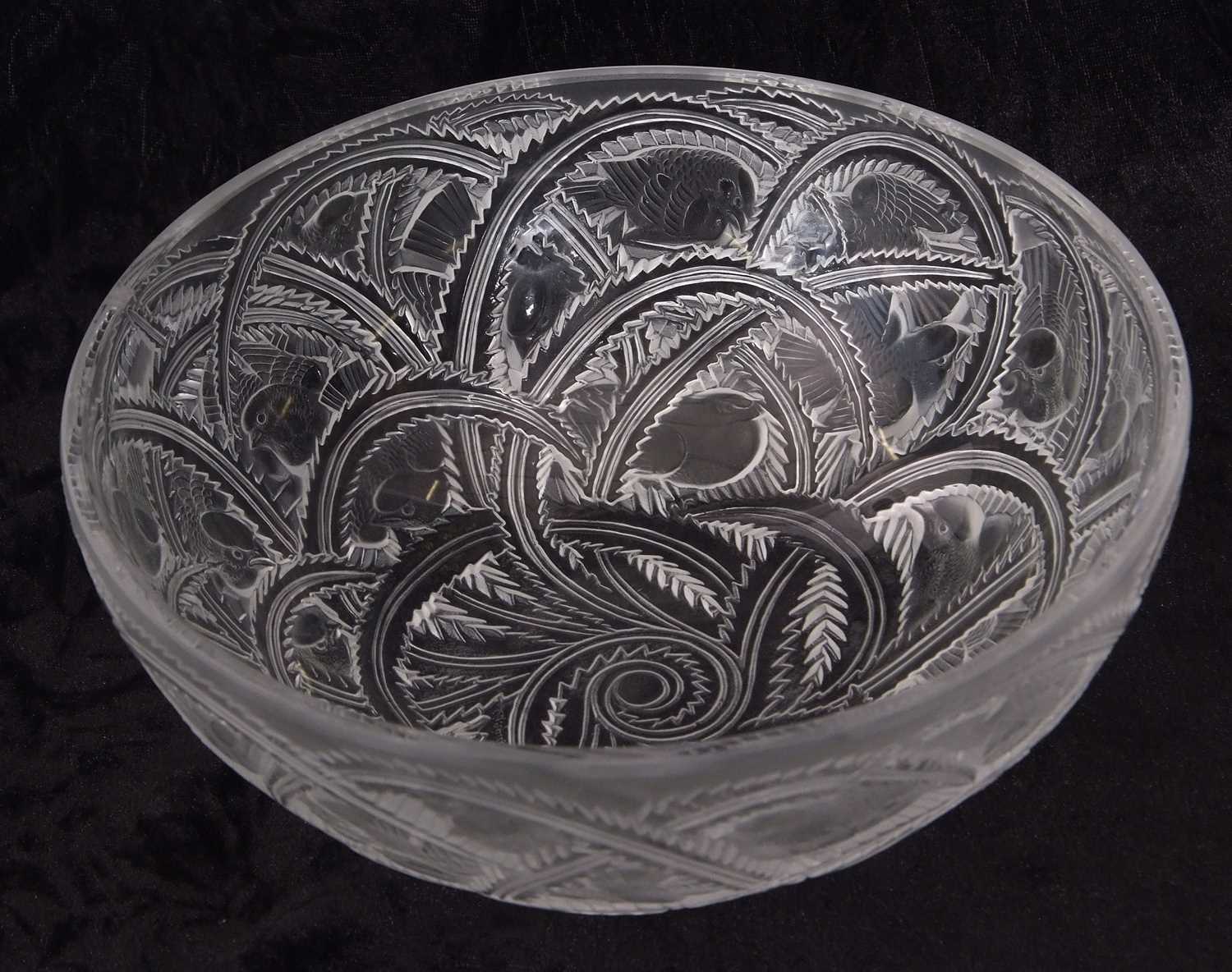 A post war Lalique dish in the Pinsons pattern with engraved mark to base 24cms diameter good - Image 5 of 6