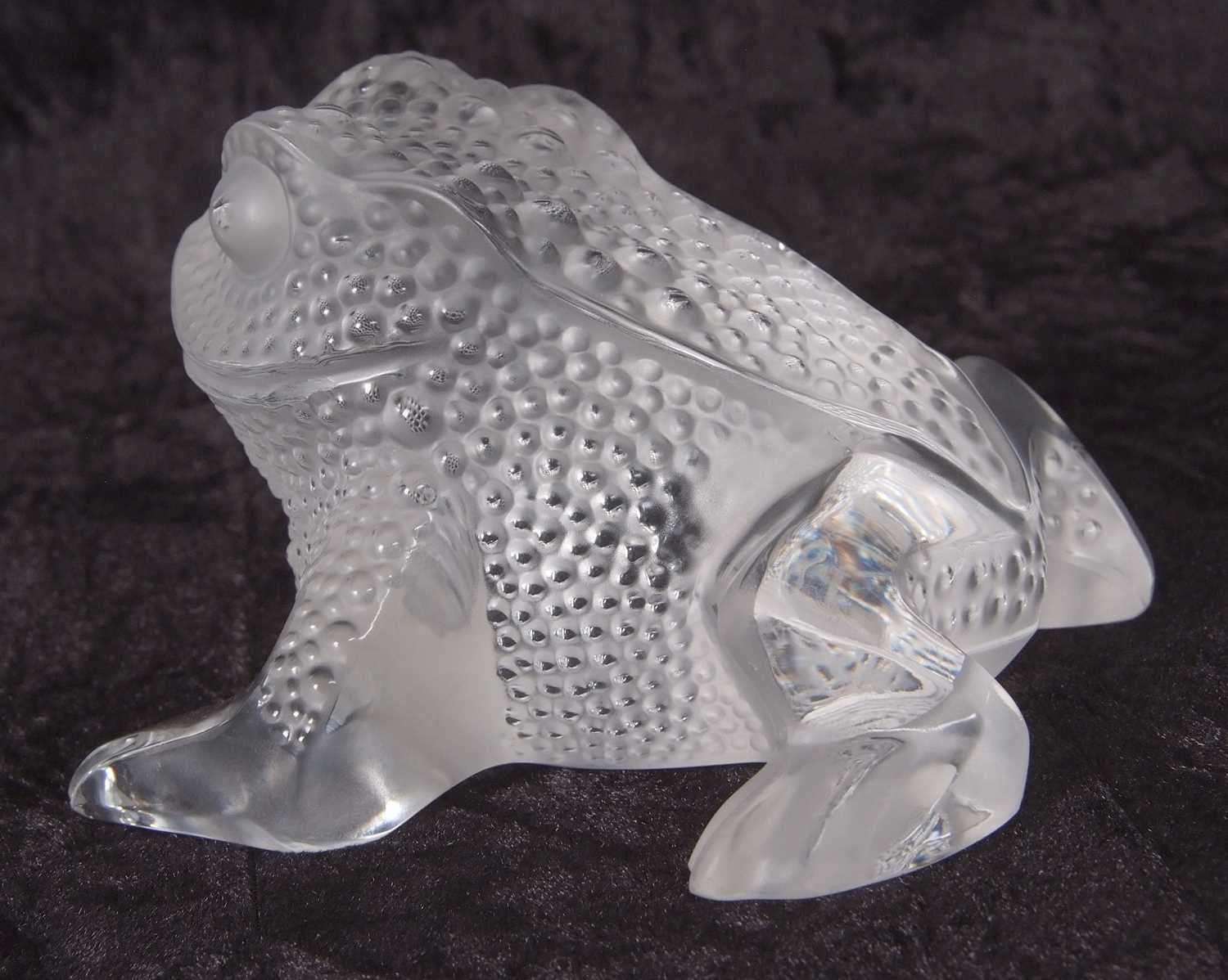 A Modern Lalique model of a frog - Image 3 of 7