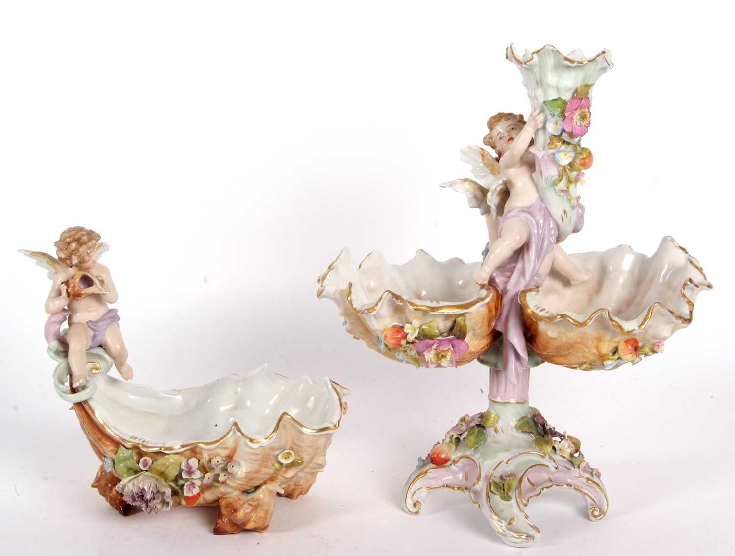 A late 19th Century continental porcelain shell moulded centre piece, the stem with two putti and - Image 3 of 11