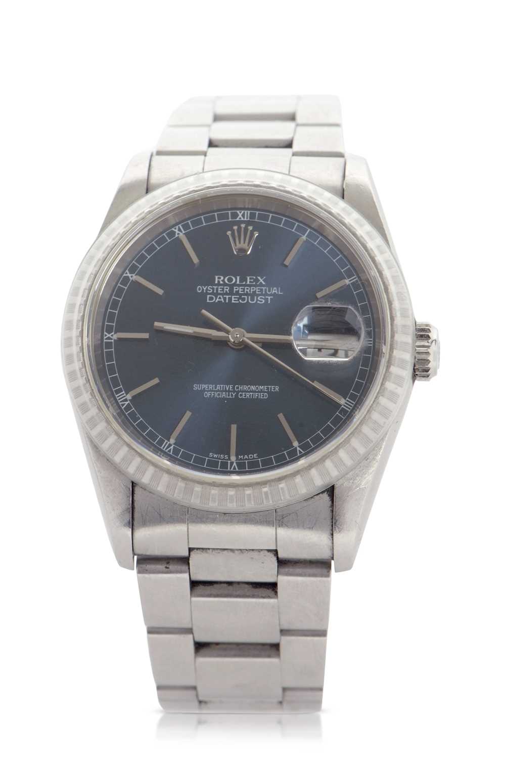 A gents Rolex Datejust 36, reference: 16220, serial: D475061, the watch has a blue dial along with a