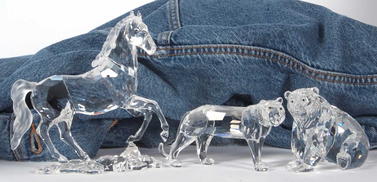 A Swarovski model of a prancing horse on shaped base together with a model of a bear and a tiger, - Image 9 of 9