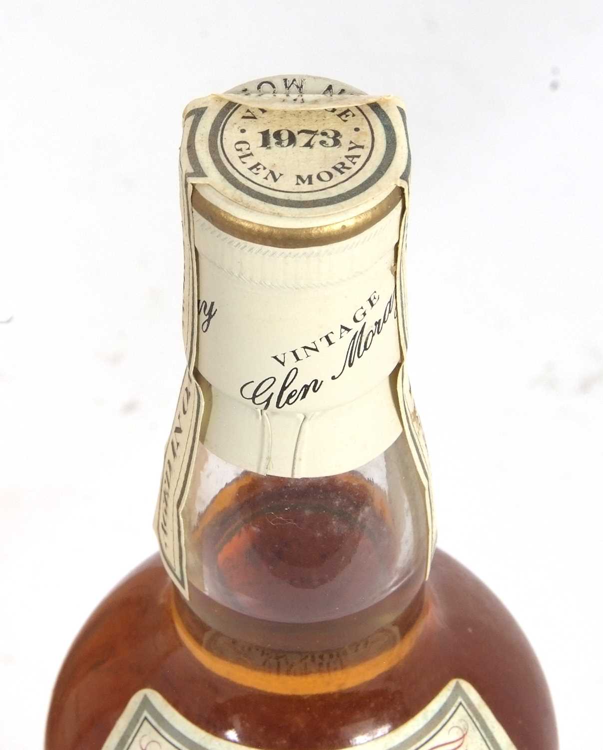 Glen Moray Glenlivet Vintage 1973 Aingle Highland Malt Whisky, 75cl, in original wooden presentation - Image 3 of 10