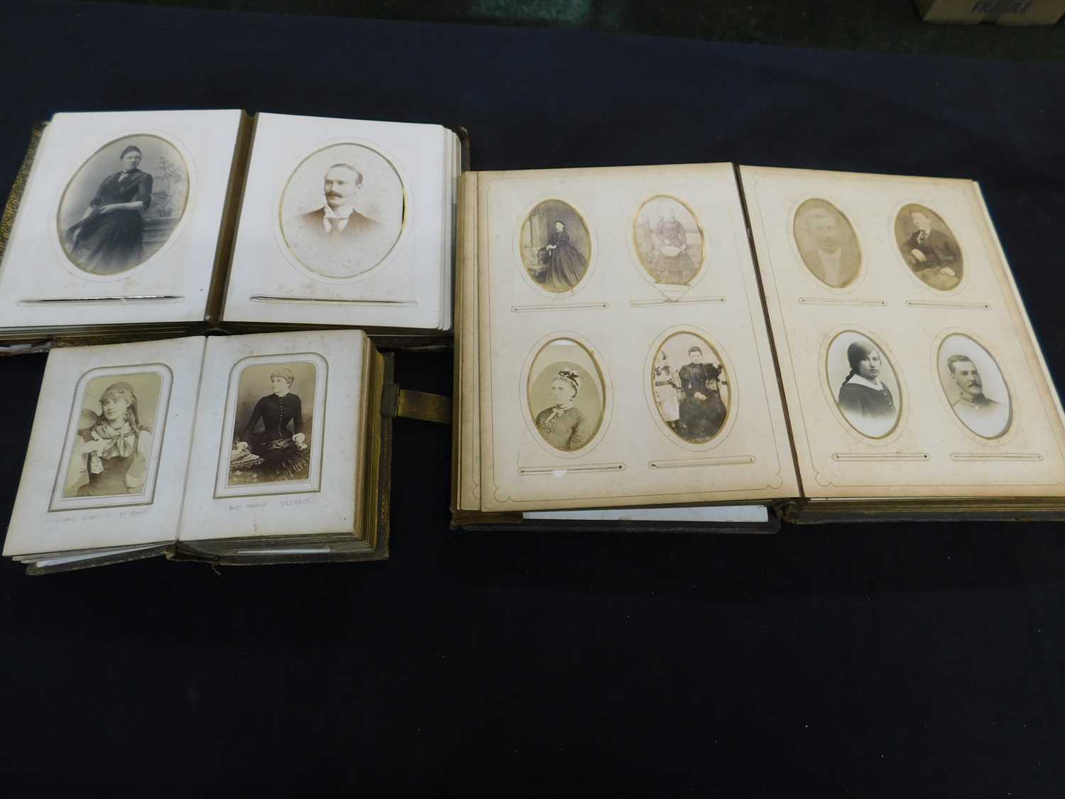 Box - Three Victorian carte de visite albums containing assorted carte de visite and cabinet