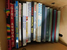Box - Assorted children's annuals including Eagle, Blue Peter etc