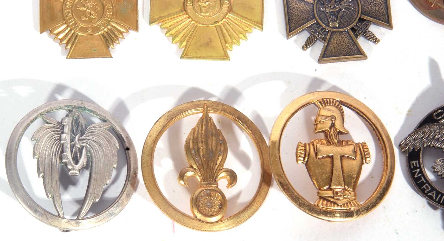 Quantity of 20th century Belgian and Zaire (Congo) medals to include Zaire war cross of merit with - Image 3 of 3