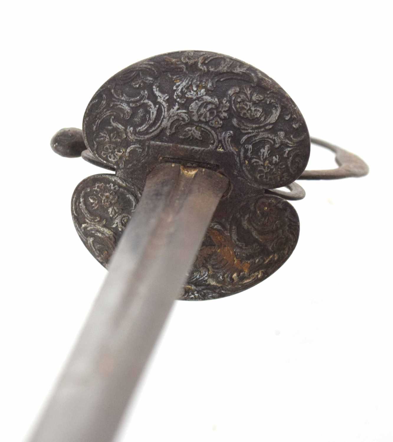 Spanish rapier with silver gilt scallop design hilt, floral decoration to handle and turned metal - Image 3 of 8