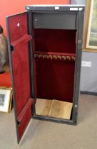 Metal gun cabinet, ten guns with inside safe, ammunition made by Sherdley Remec Ltd (lacking keys)