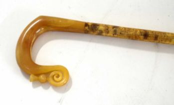 Rams horn carved crook / shooting stick