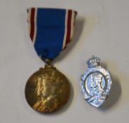 Silver George VI 1937 Coronation Medal together with 1937 Coronation Commemorative pin badge (2)
