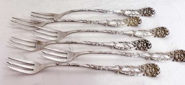 Six antique Reed and Barton sterling cocktail/seafood forks, "La Reine", circa 1890, 105gms