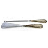 George V silver handled shoe horn and button hook, hallmarked for London 1919, makers mark for