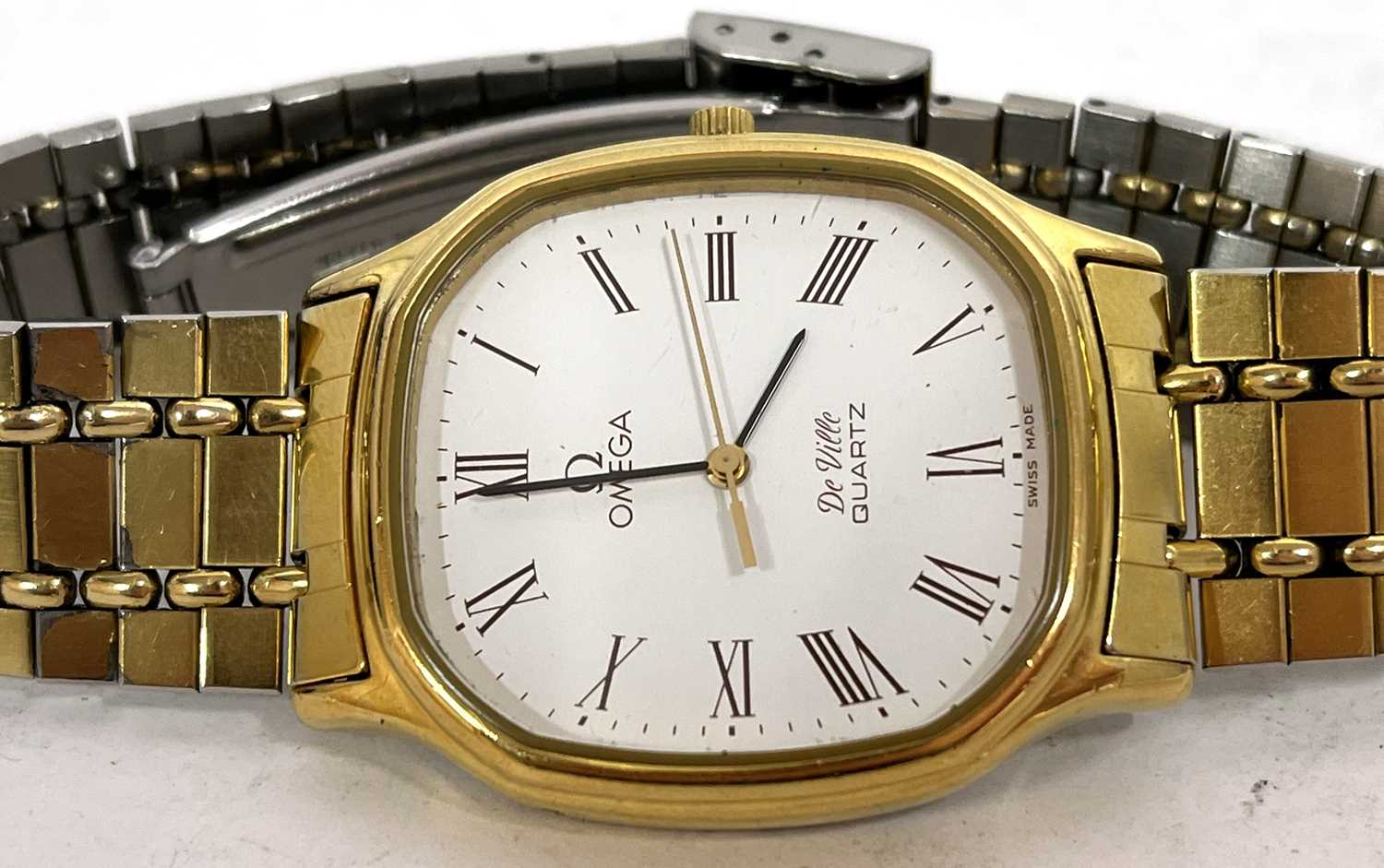 An Omega Deville Quartz wristwatch, the watch has a plated bracelet and case along with a Quartz - Image 2 of 6