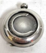 Late 19th Century silver exhibition fronted sovereign case, push button opening mechanism,