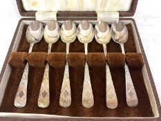 Cased George V set of six silver teaspoons with bright cut decoration, Sheffield 1911, makers mark