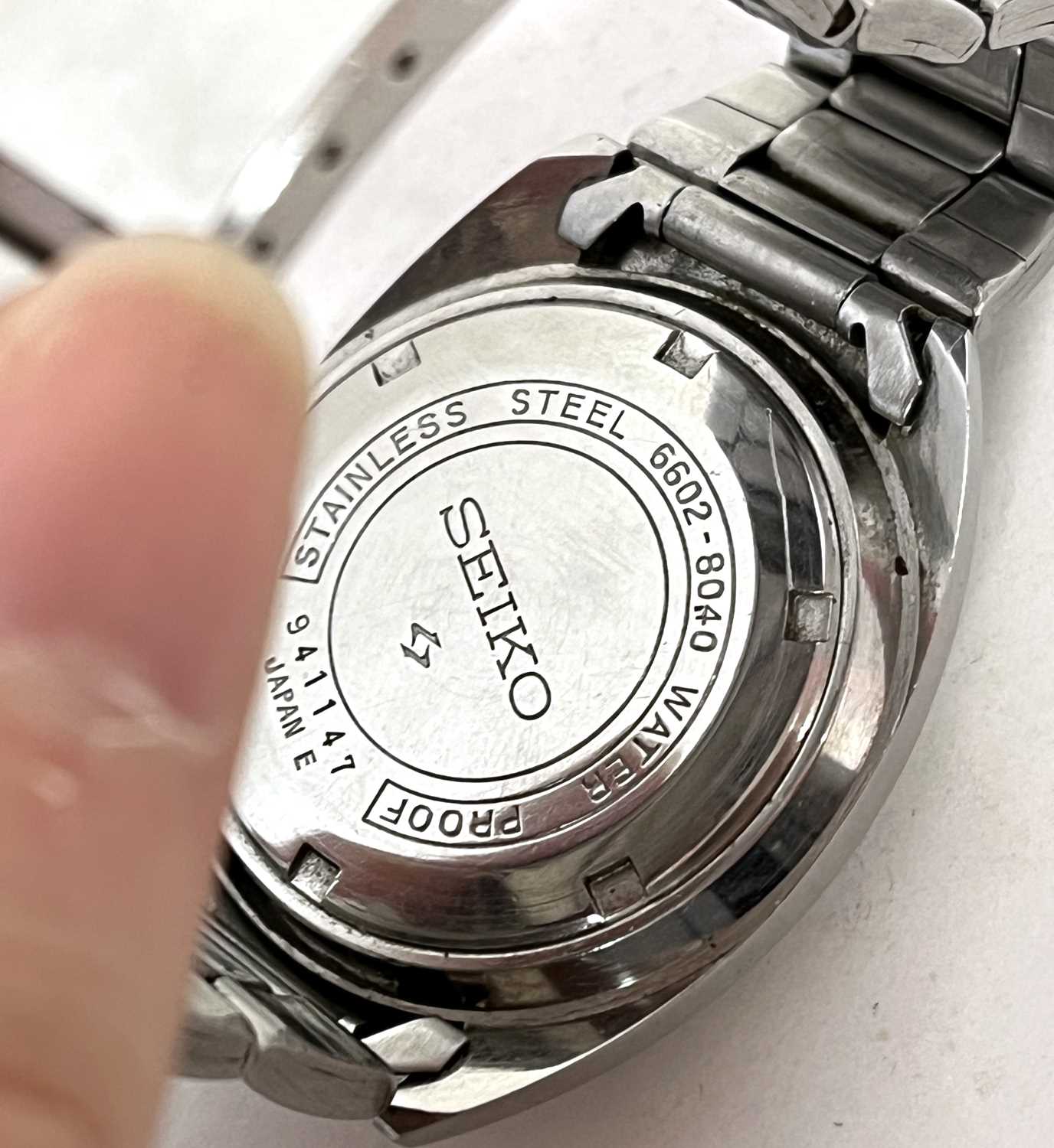 A Seiko 6602-8040 stainless steel gents watch, the watch has a manually crown wound movement with - Image 5 of 5