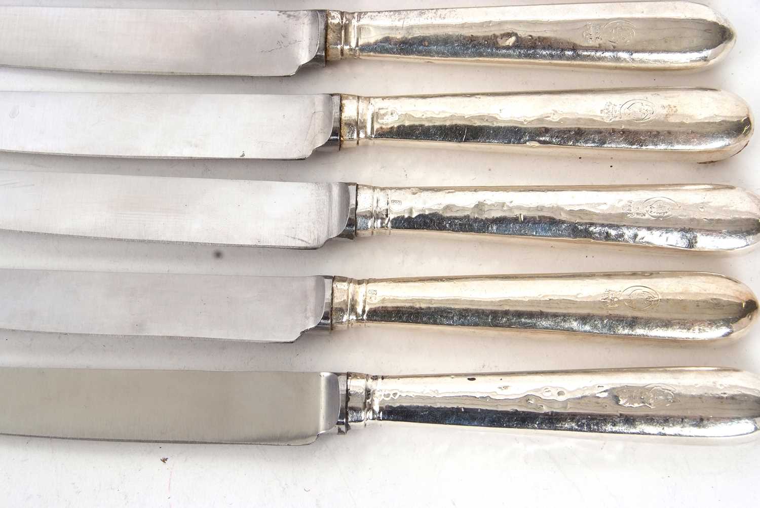 Six silver handled table knives, makers mark rubbed, London assay, makers mark showing as William - Image 3 of 4