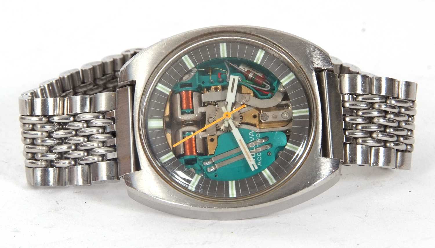 Belova Accutron Space View wristwatch, the watch has a quartz movement, present with the watch is - Image 2 of 8