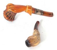 Vintage cased Mearsham pipe of a gloved hand supporting the bowl with a white metal collar, 8cm long