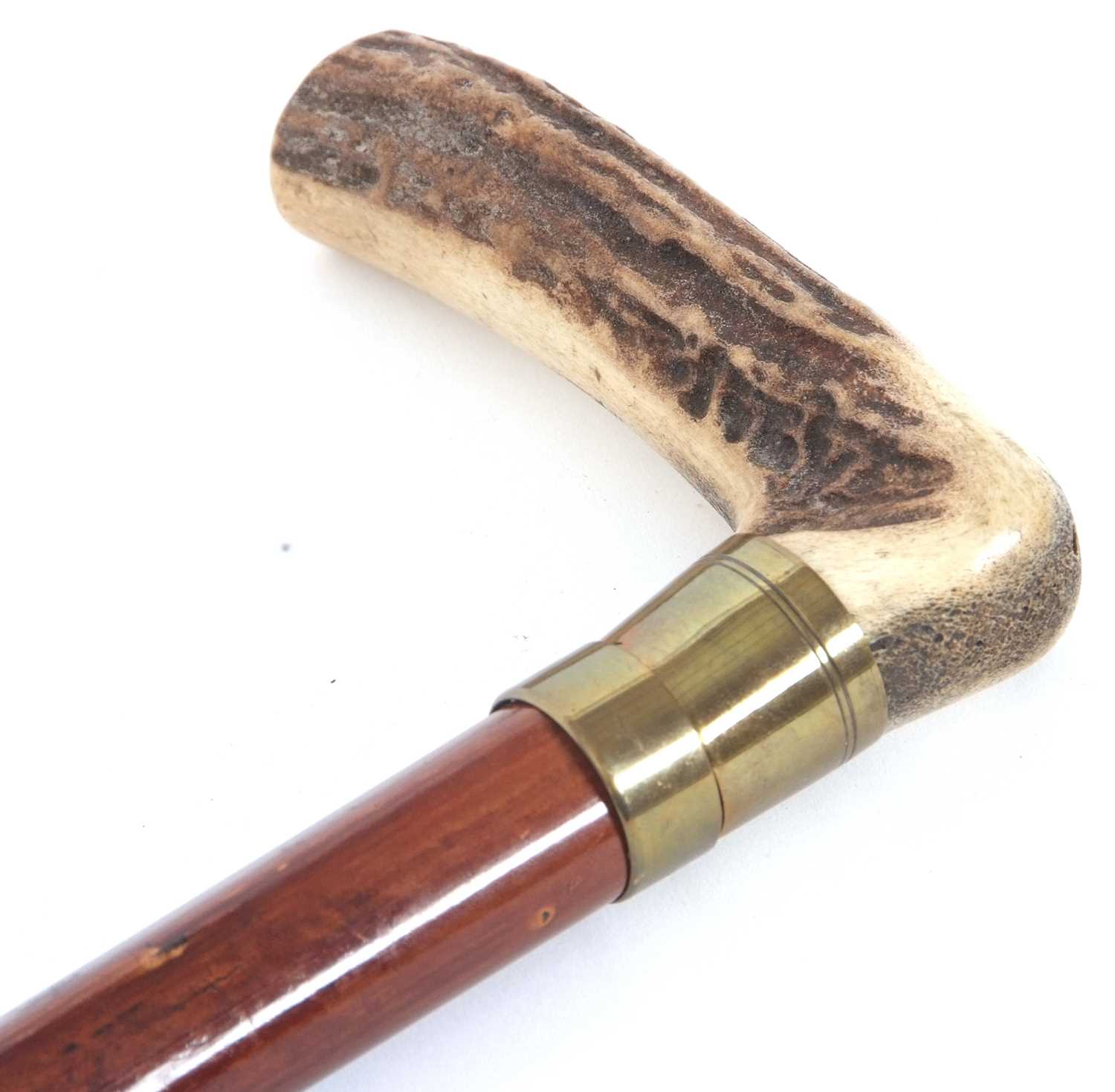 A horn handled walking stick, the pull off handle reveals a barrel holding a corkscrew (a/f) - Image 6 of 6