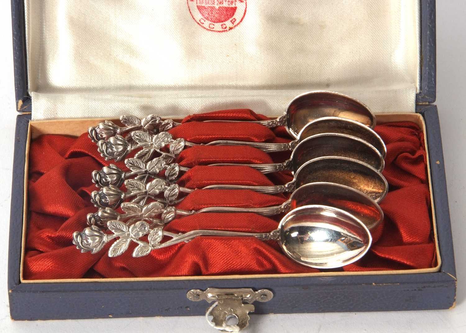 A cased set of six silver Russian teaspoons with decorative floral and leaf handles, the bowls - Image 3 of 3