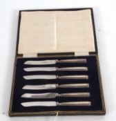 Cased set of George V silver handled tea knives, Sheffield 1919, makers mark for William Yates Ltd