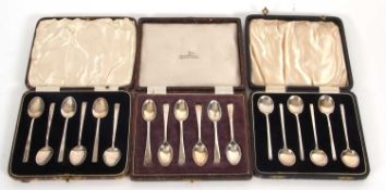 Mixed Lot: Three cased sets of six silver teaspoons, Sheffield 1953, makers mark for Walker &