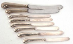 Six silver pistol handled knives, hallmarked for Sheffield 1920/21, makers mark William Yates Ltd