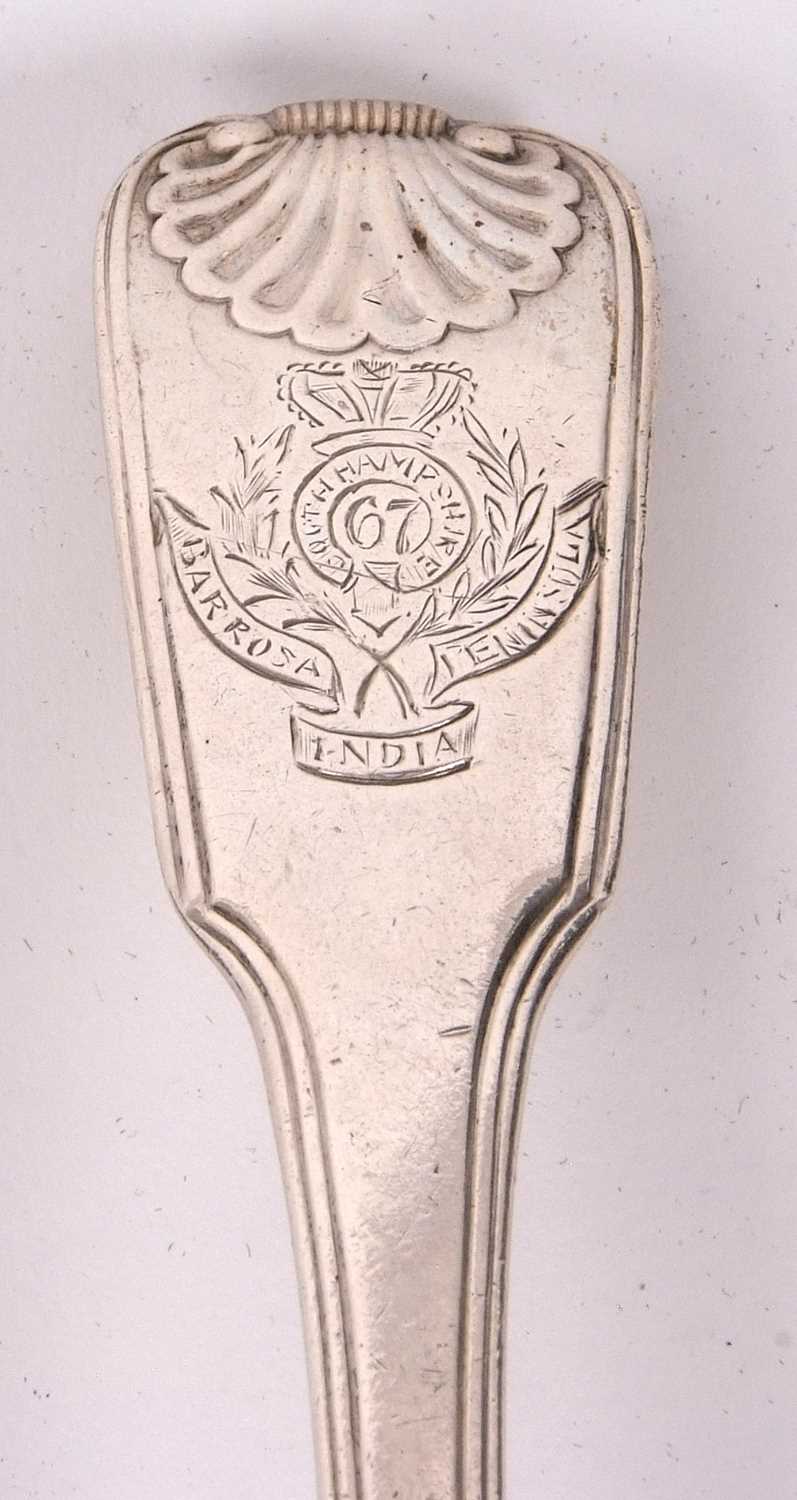 George VI silver fish slice, fiddle shell and thread pattern, the blade with pierced fish detail and - Image 6 of 8