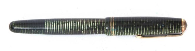 Parker Vagumatic fountain pen, circa 1950 with a 14k marked duofold nib