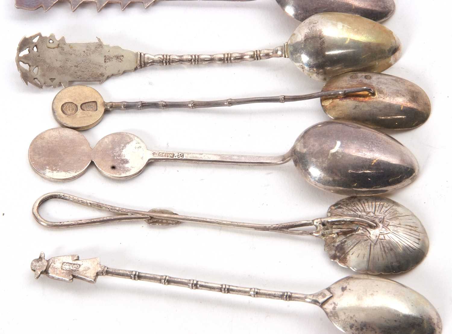 A group of eight Chinese white metal decorative teaspoons marked with character marks together - Image 4 of 4