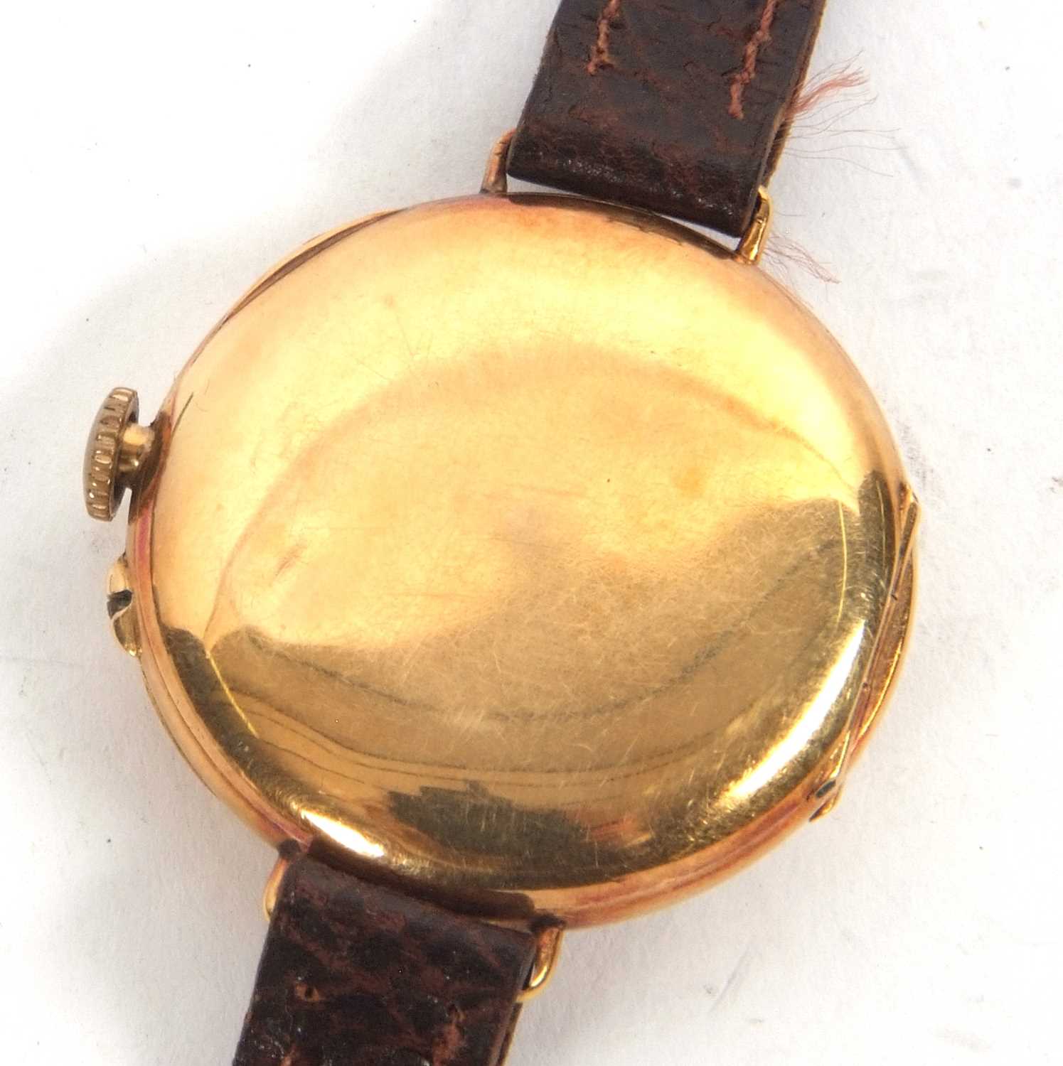 An 18ct gold wristwatch hallmarked inside the back of the case, it has a manually crown wound - Image 3 of 3