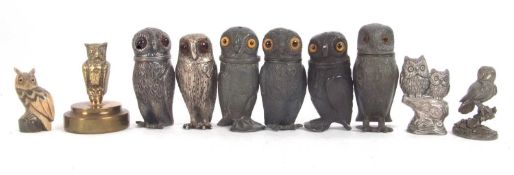 Mixed Lot: Four pewter owl formed peppers, two metal examples and four small owl ornaments (10)