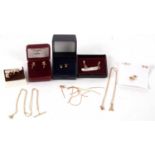 A quantity of 9ct gold jewellery to include two necklaces, cultured pearl earrings, earhoops, etc,