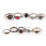 A quanity of silver, white metal and gemset rings, to include sapphire, garnet and others, 20g