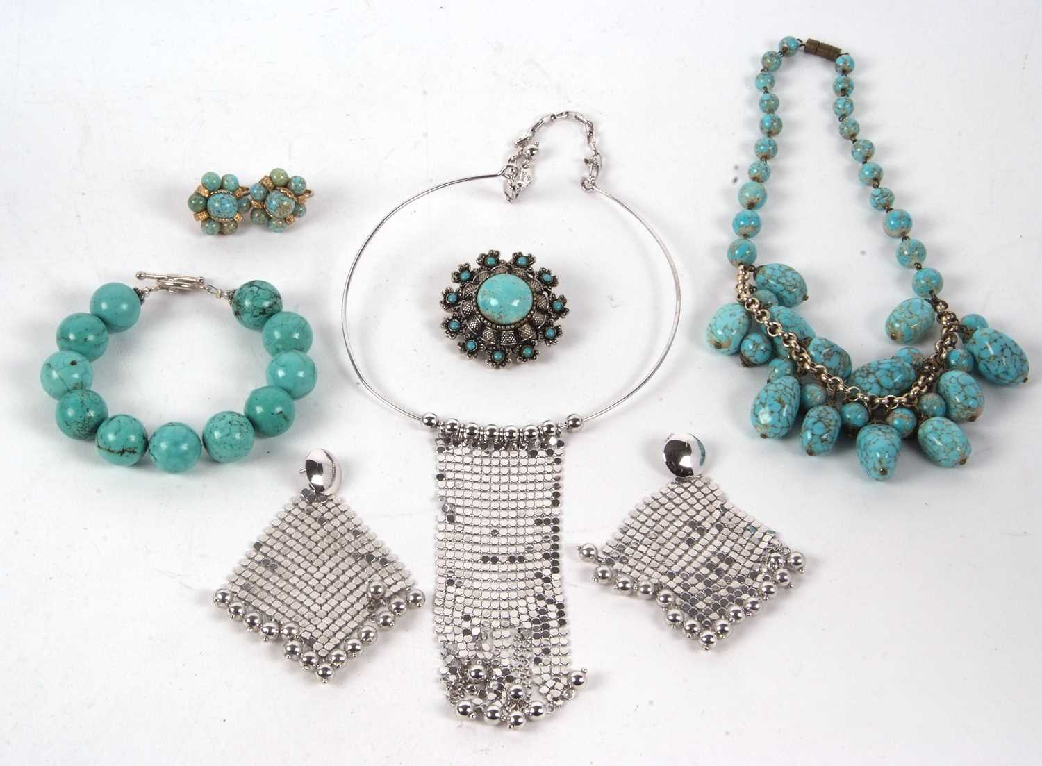 Italian silver necklace and earrings, the torque style necklace with mesh panel pendant, with - Image 2 of 2