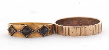 Two gold rings, to include a late Victorian 18ct ring, Birmingham 1875, size M, 1.8g and gold ring