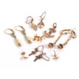 A mixed lot to include a pair of 9ct cultured pearl earrings, pairs of 9ct cross earrings, a 9ct