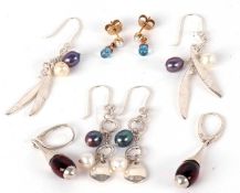 A quantity of mixed gemset jewellery to include a pair of 9ct Clogau topaz and cultured pearl