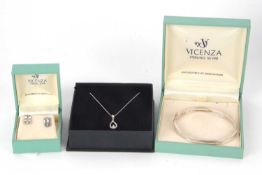 A mixed lot of jewellery to include a silver and illusion set diamond pendant and silver chain, a