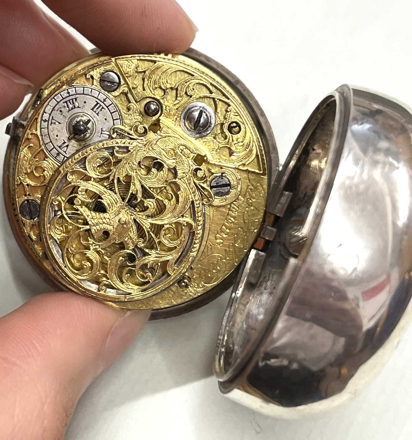 Jas Holroyd, Leeds, 18th Century silver cased verge pocket watch, the case with poorly struck - Image 7 of 9