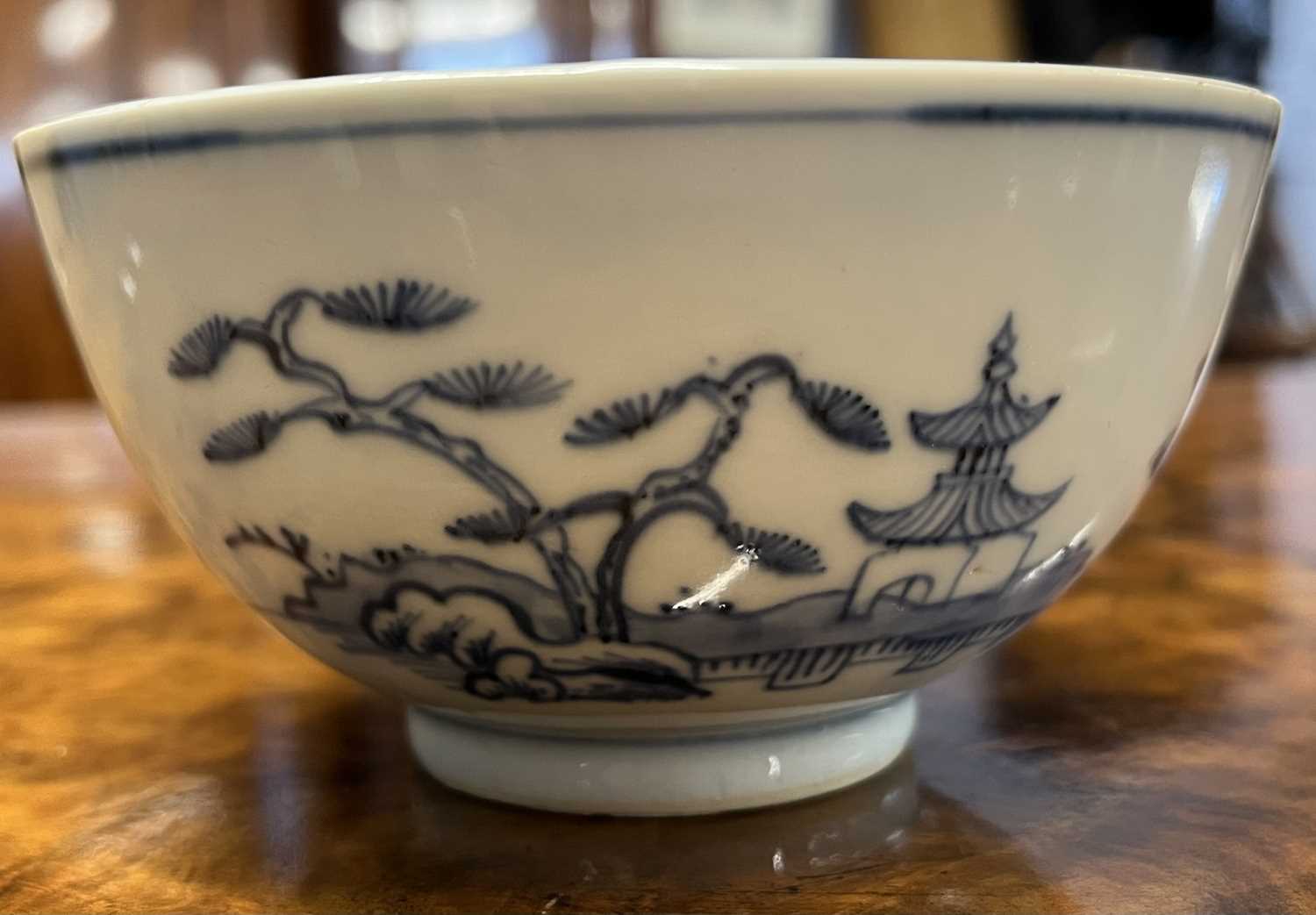 18th Century Chinese porcelain slop bowl with blue and white design, 11cm diameterGood condition - Image 3 of 8