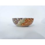 Japanese porcelain shaped bowl with Imari design, 16cm diameter