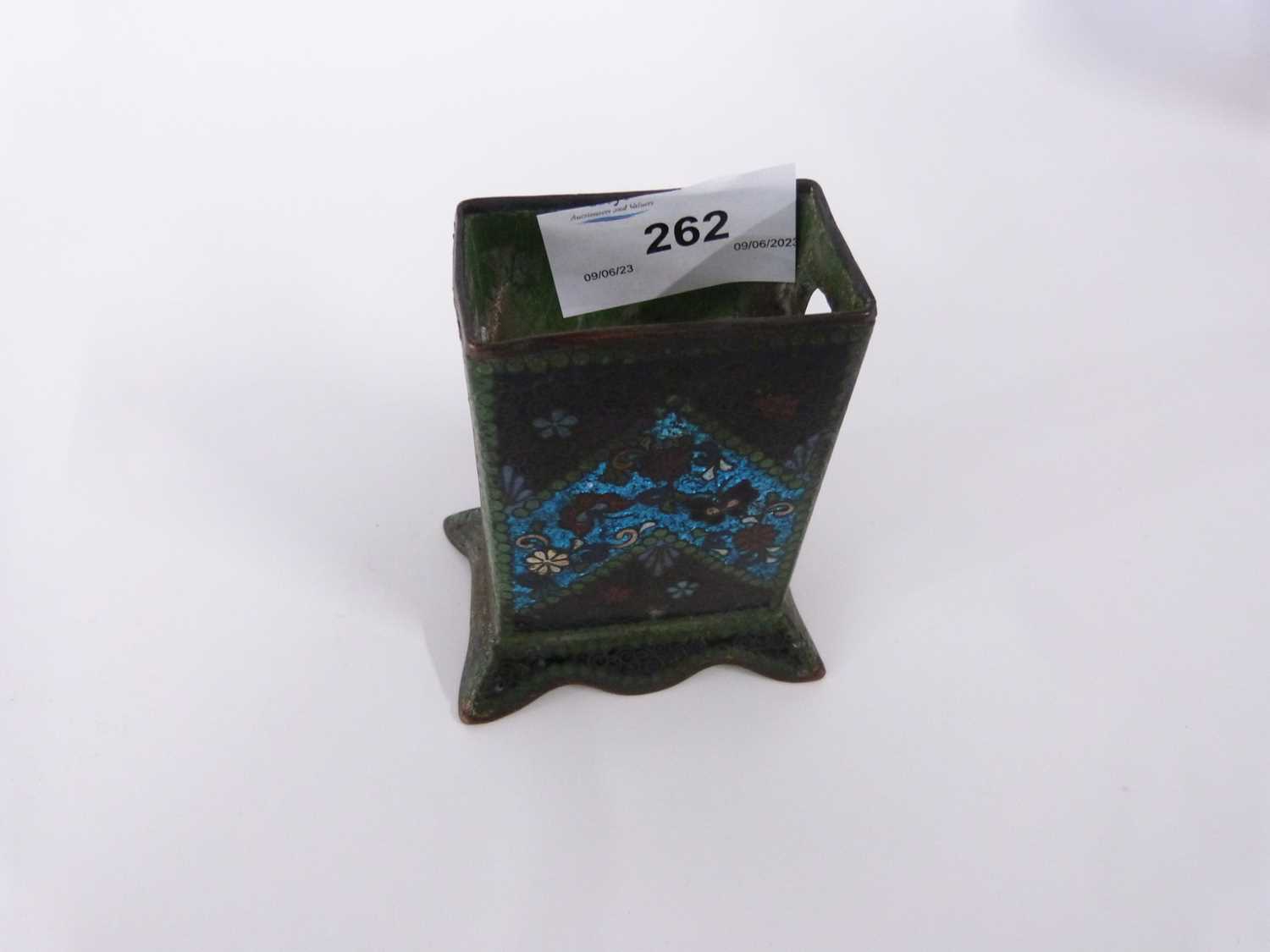 Cloisonne matchbox holder raised on shaped feet, 8cm high - Image 6 of 6