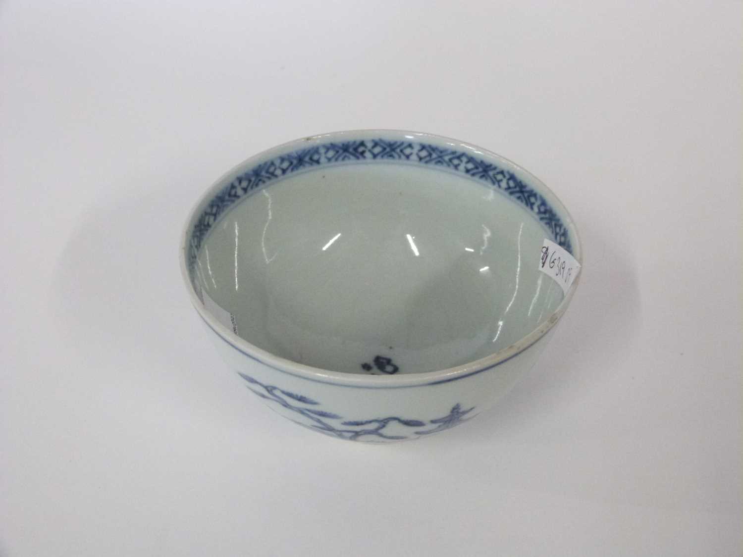 18th Century Chinese porcelain slop bowl with blue and white design, 11cm diameterGood condition - Image 2 of 8