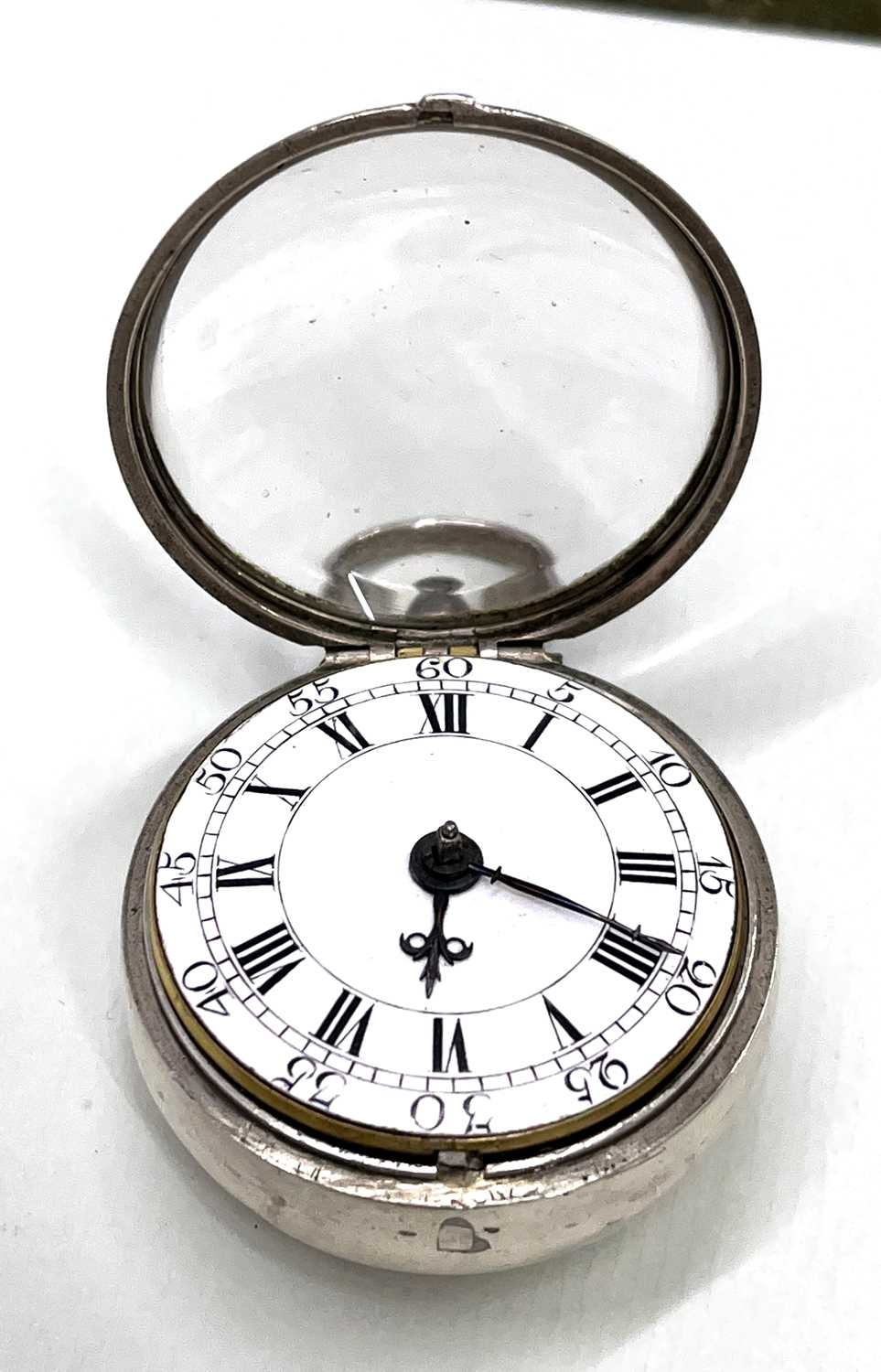 Jas Holroyd, Leeds, 18th Century silver cased verge pocket watch, the case with poorly struck - Image 3 of 9