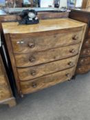 Victorian mahogany bow front chest with four graduated drawers, turned knop handles and short turned