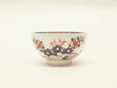 A large Lowestoft porcelain tea bowl with the two bird pattern