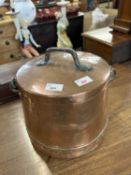 Vintage copper pan with iron swing handle, 25cm diameter